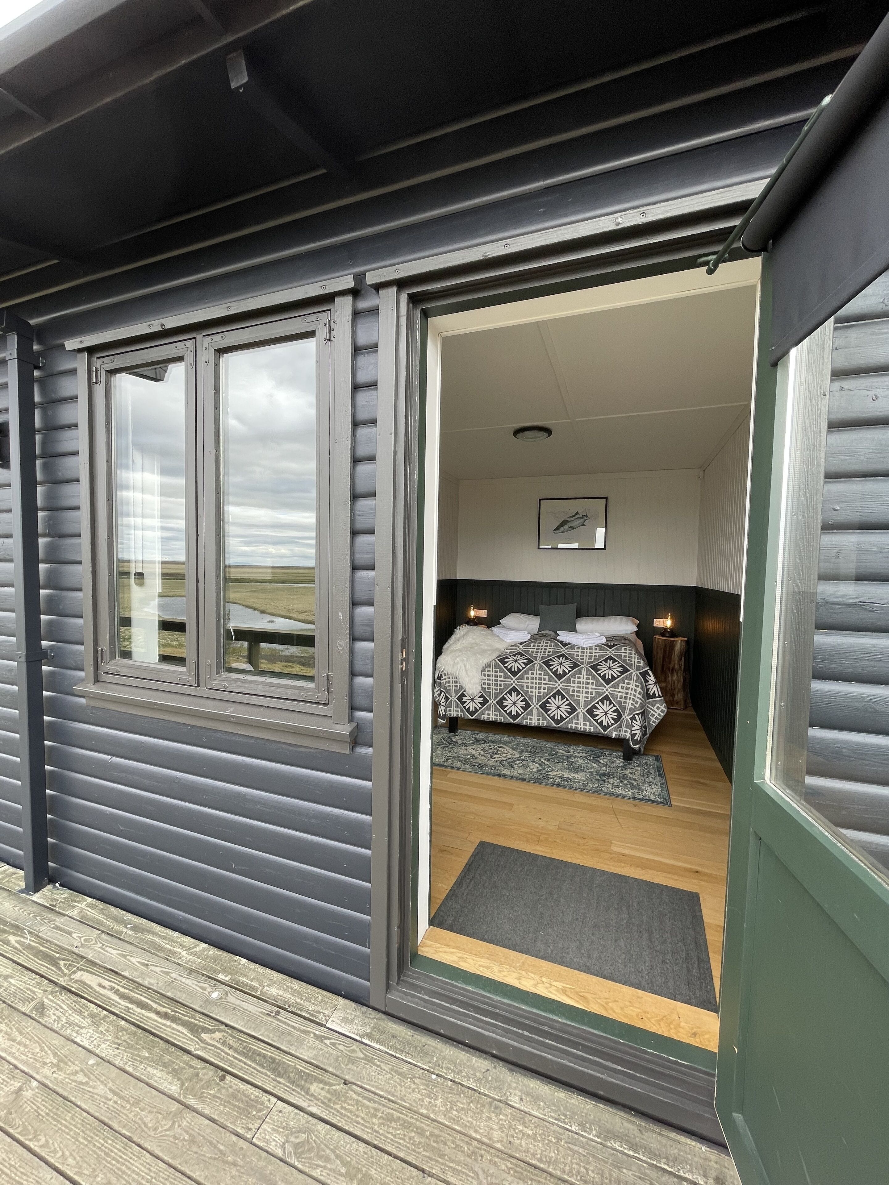 Chambre Supérieure Double ou avec lits jumeaux | Bureau, fer et planche à repasser, Wi-Fi gratuit, draps fournis