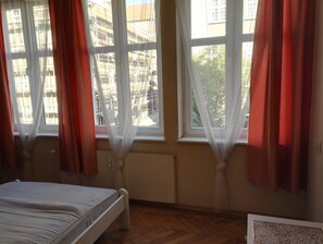 Apartemen Basic, 1 kamar tidur | Pemandangan dari kamar