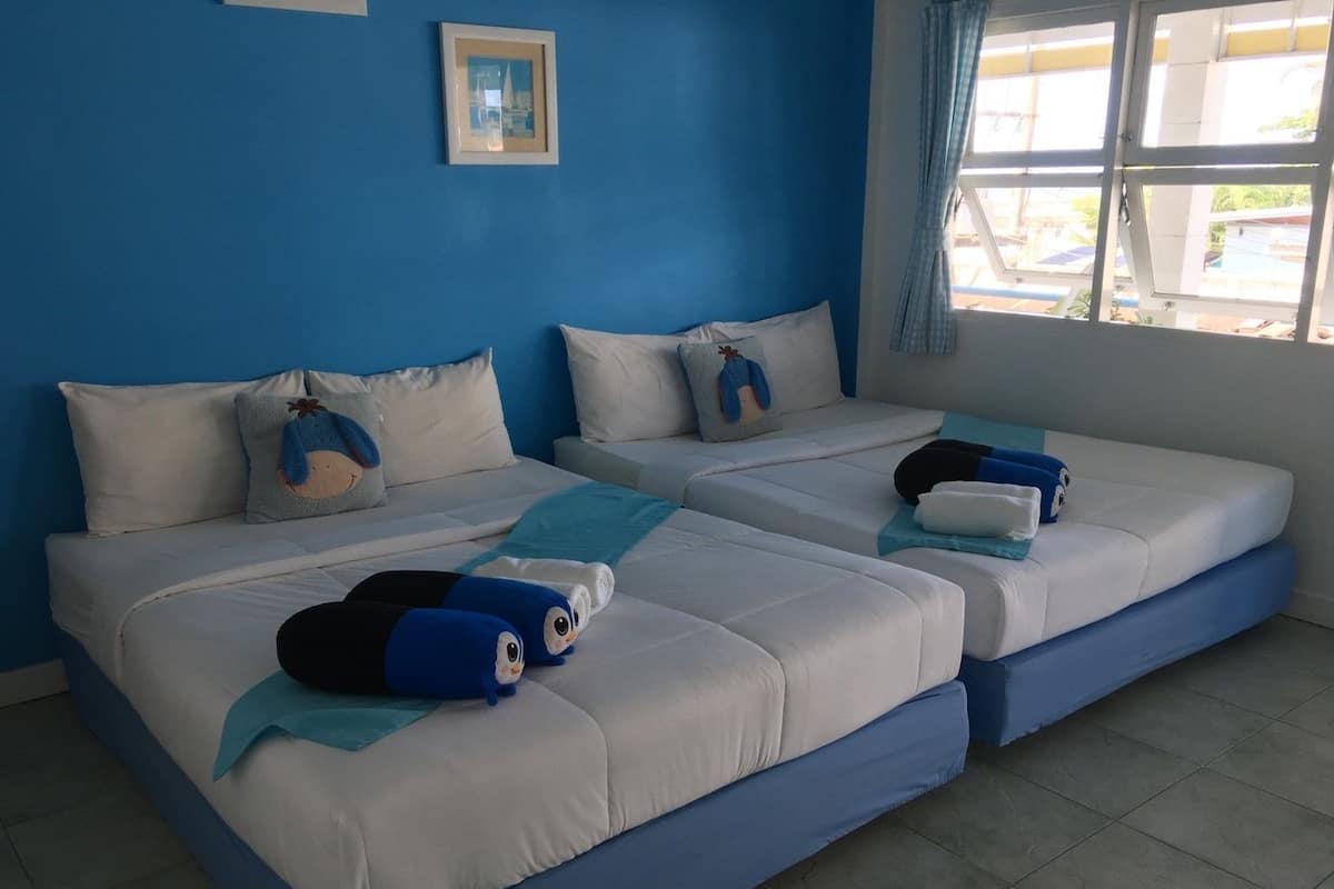 Family Room | Rollaway beds, free WiFi