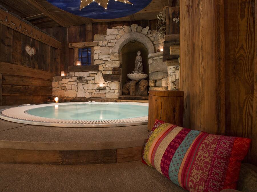 Bain à remous intérieur