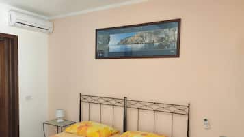 Double or Twin Room, Garden View | Desk, rollaway beds, free WiFi