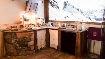 Desayuno buffet incluido todos los días 
