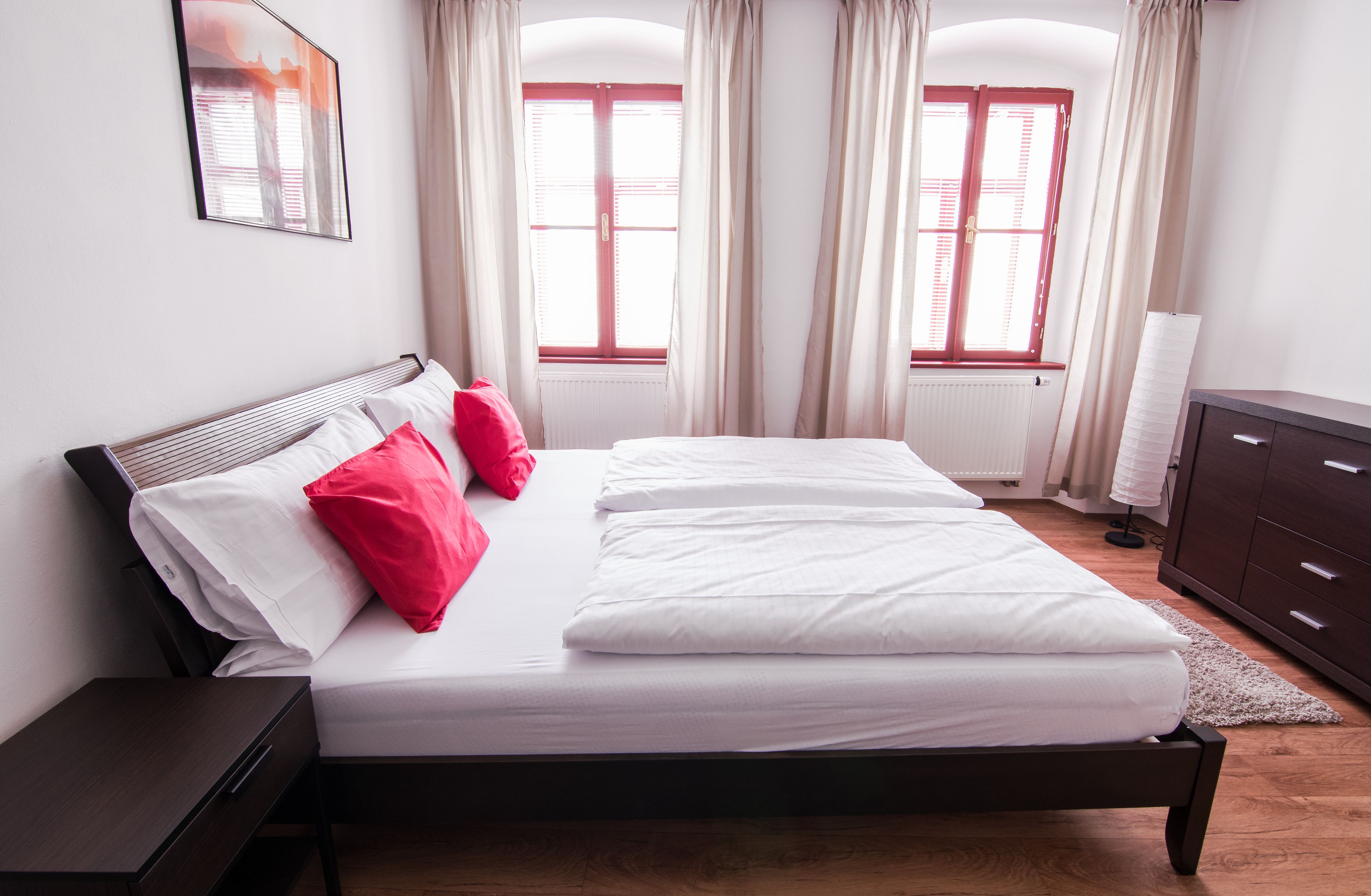 City Suite, 2 Bedrooms, Balcony | 2 bedrooms, desk, soundproofing, free cribs/infant beds