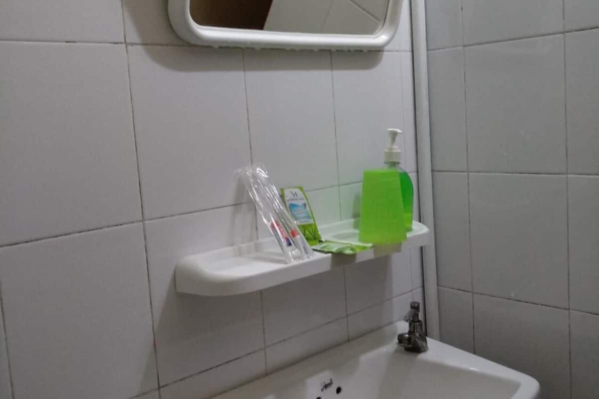 shower, free toiletries, slippers, towels