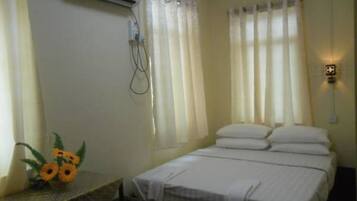 ์คํ ๋ค๋ ๋๋ธ๋ฃธ | ๊ฐ์ค ๋ด ๊ธ๊ณ , ์ฑ
์, ๋ฐฉ์ ์ค๋น, ๋ฌด๋ฃ WiFi