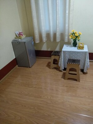 Private kitchen - Galaxy Motel Hpa An (Hpa-An)