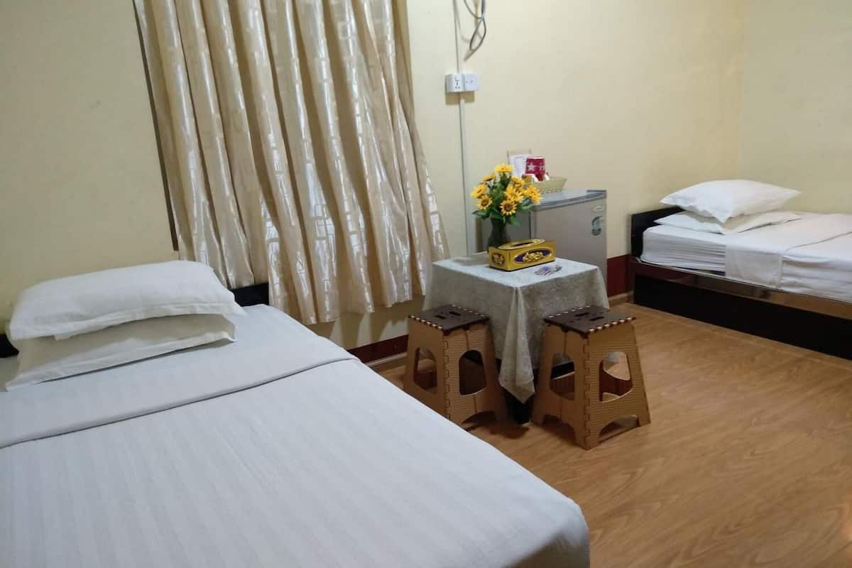 in-room safe, desk, soundproofing, free wifi