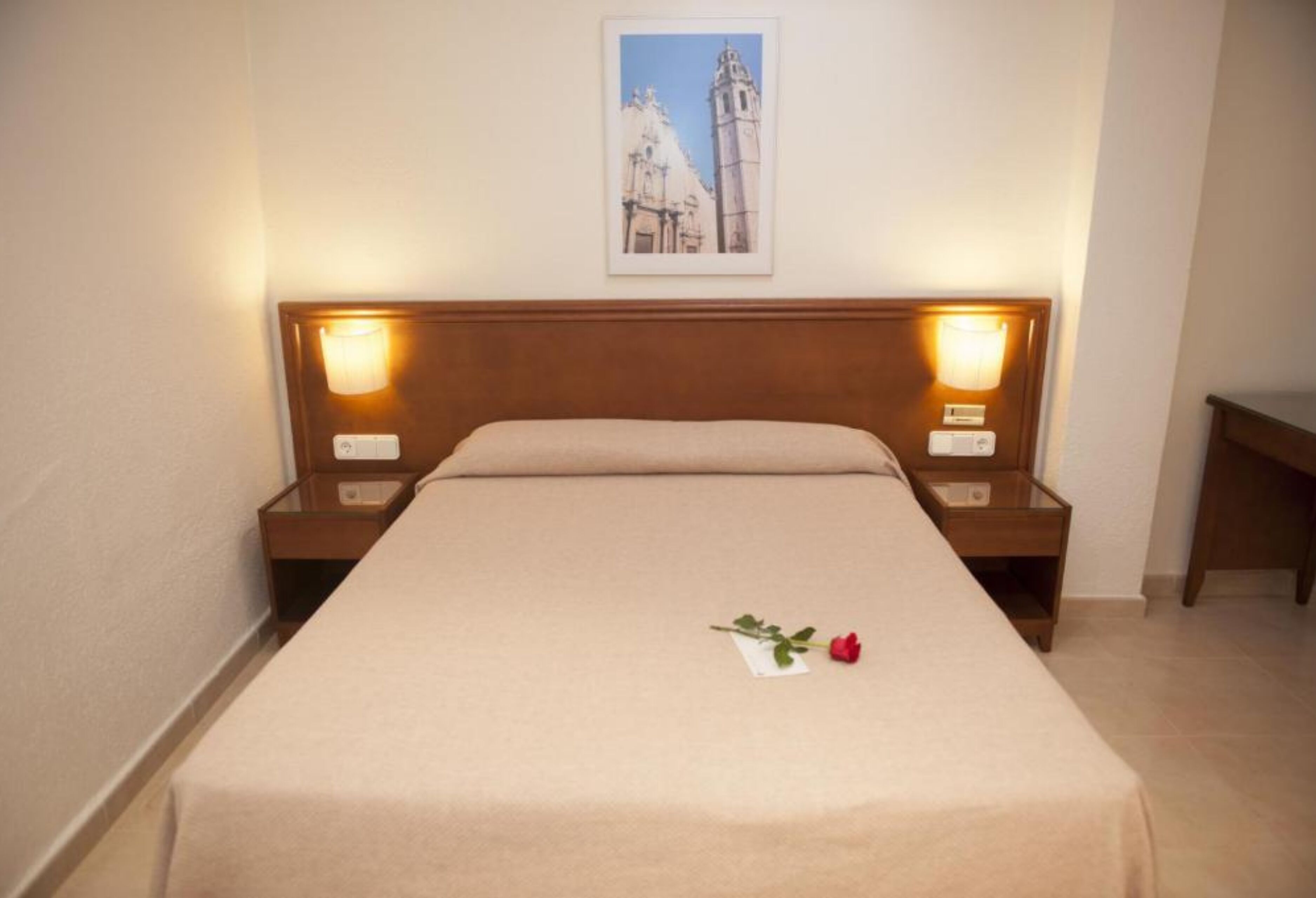 1 bedroom, in-room safe, desk, iron/ironing board