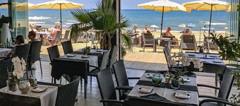 Lloyds Beach Club Aparthotel