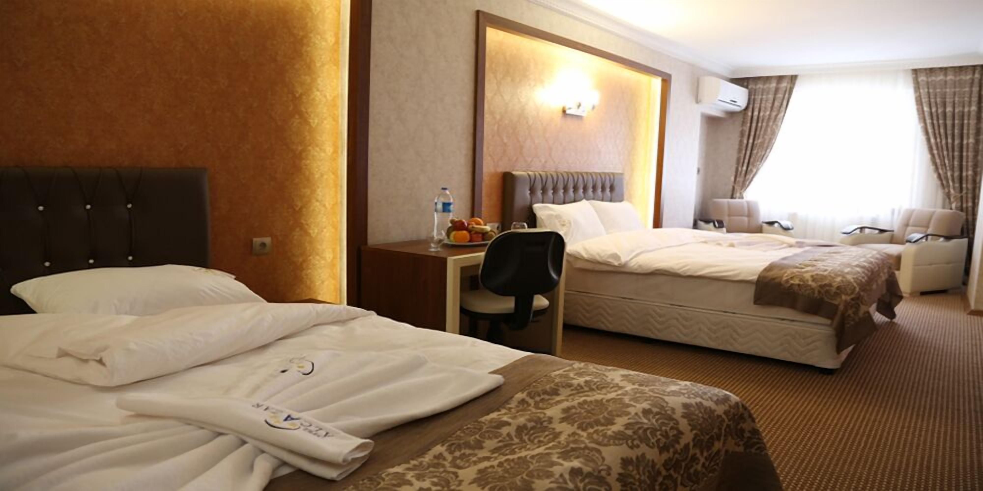 Minibar, in-room safe, desk, free WiFi