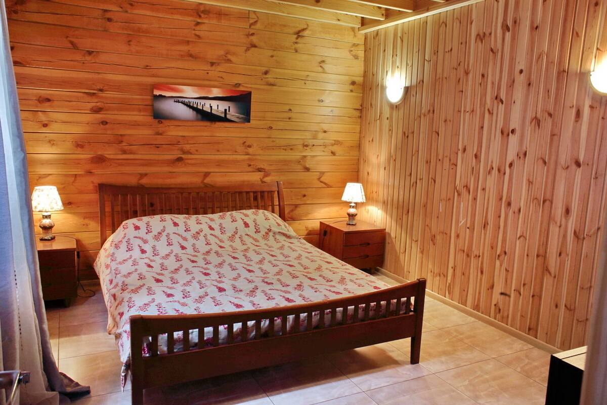 Comfort Villa, 4 Bedrooms, Terrace, Garden Area | 1 bedroom, iron/ironing board, free cribs/infant beds, travel crib