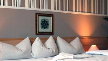 In-room safe, desk, laptop workspace, blackout curtains