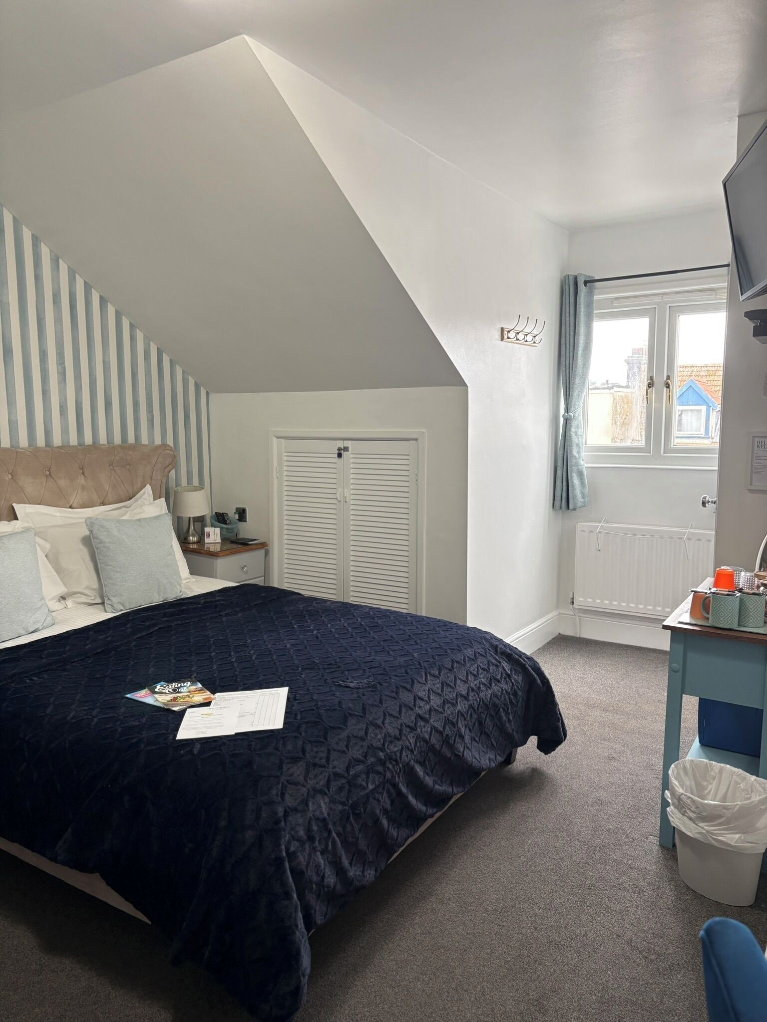 Room 8 - Family Room | Individually decorated, individually furnished, blackout curtains