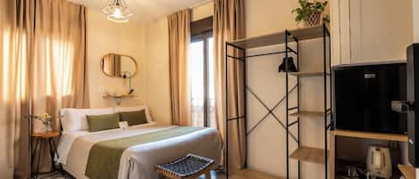 Standard Double Room, Ground Floor | Minibar, free WiFi, bed sheets