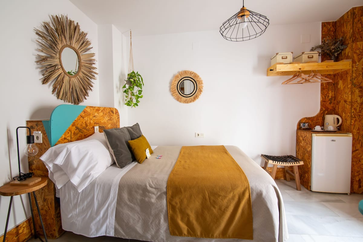 Standaard tweepersoonskamer, balkon, in toren | Een minibar, gratis wifi, beddengoed