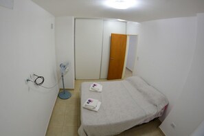 Family Apartment, 1 Bedroom, Kitchenette | 1 bedroom, iron/ironing board, free cots/infant beds, free rollaway beds - Temporarios Bahia (Bahia Blanca)