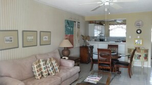 Executive Apartment, 2 Bedrooms | Living area | Flat-screen TV - Carmen's Maison (Freeport)