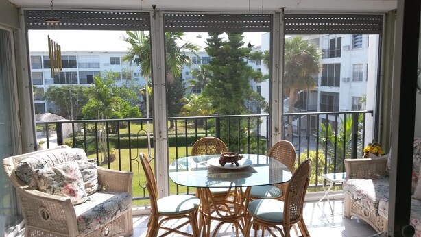 Executive Apartment, 2 Bedrooms | Balcony - Carmen's Maison (Freeport)