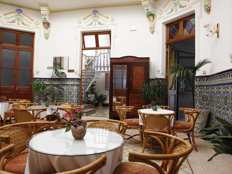 Lunch and dinner served, local cuisine