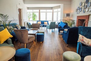 Lounge - The Imperial Hotel (Torteval)