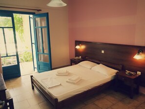 Apartment | 1 bedroom, desk, free WiFi, bed sheets