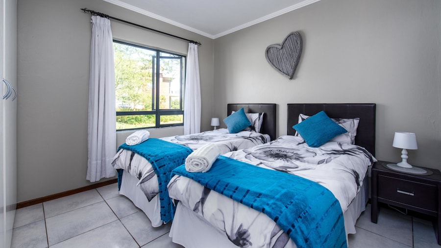 Jackal Creek Self-Catering Apartments