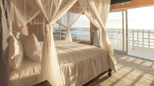 Suite luxueuse, 1 chambre | Draps en coton égyptien, literie de qualité, coffre-fort, décor unique