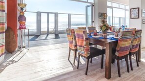 Déjeuner anglais gratuit tous les jours