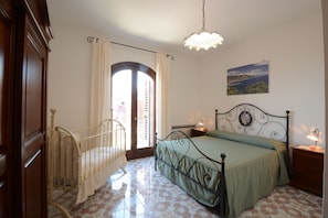 Ropa de cama de alta calidad, wifi gratis y ropa de cama
