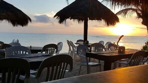 تناول الطعام