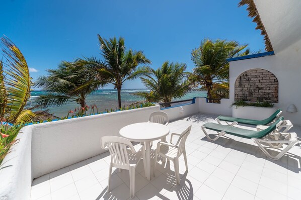 Honeymoon Studio Suite, Jetted Tub, Beachfront | Terrace/patio - Del Sol Beachfront Hotel and Condos (Akumal)