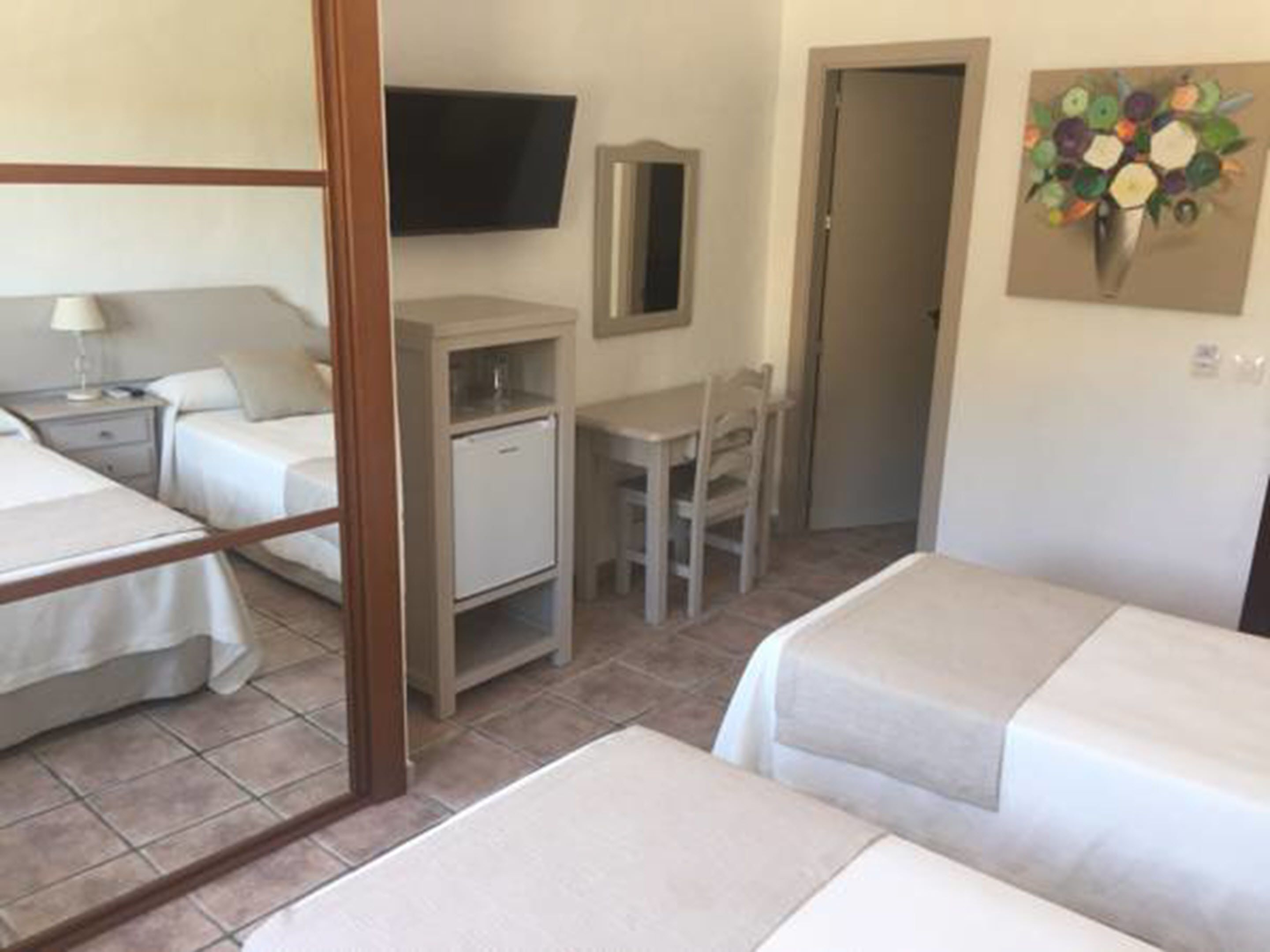 Photo - Hotel Almadrabeta