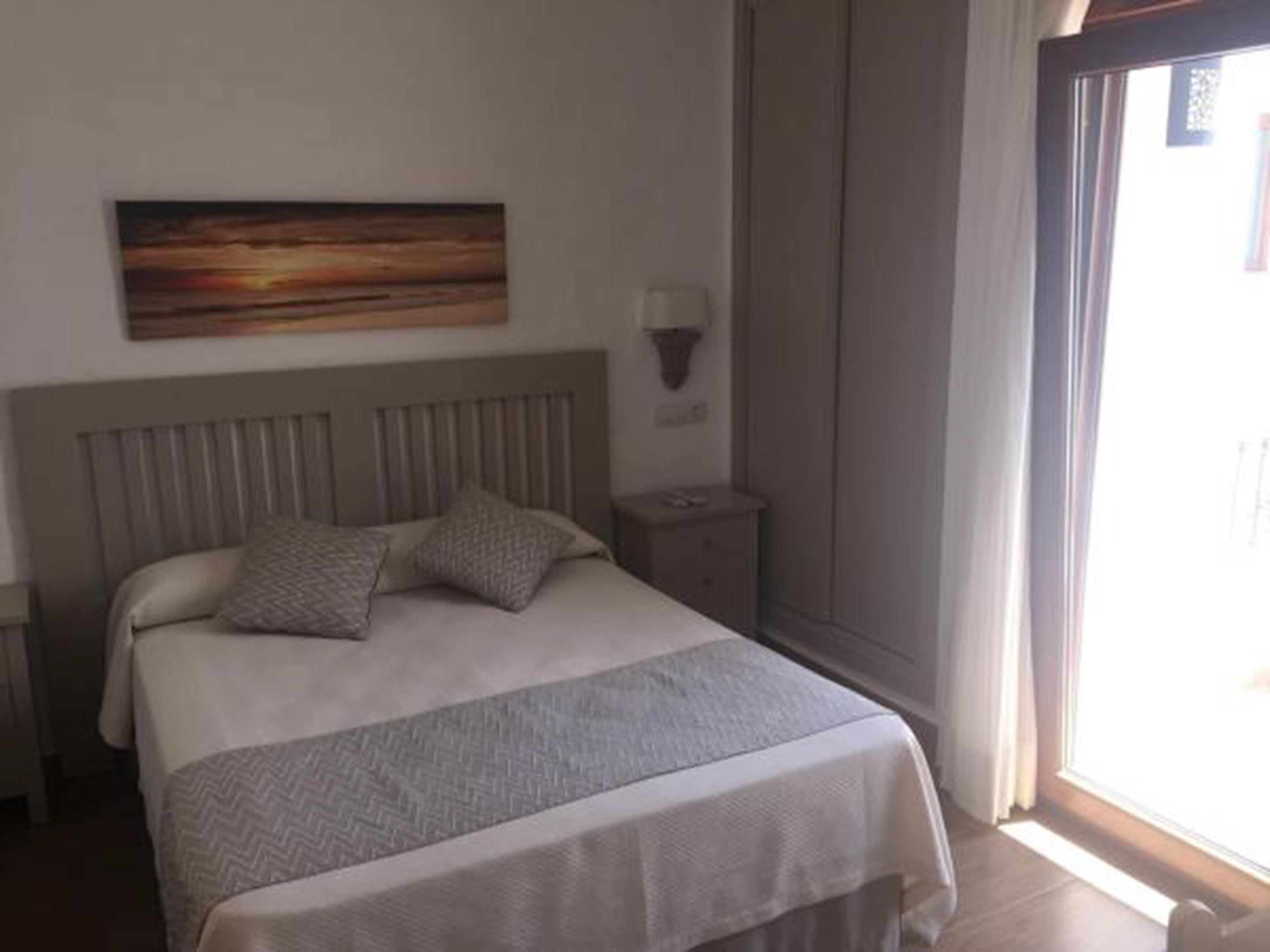 Photo - Hotel Almadrabeta