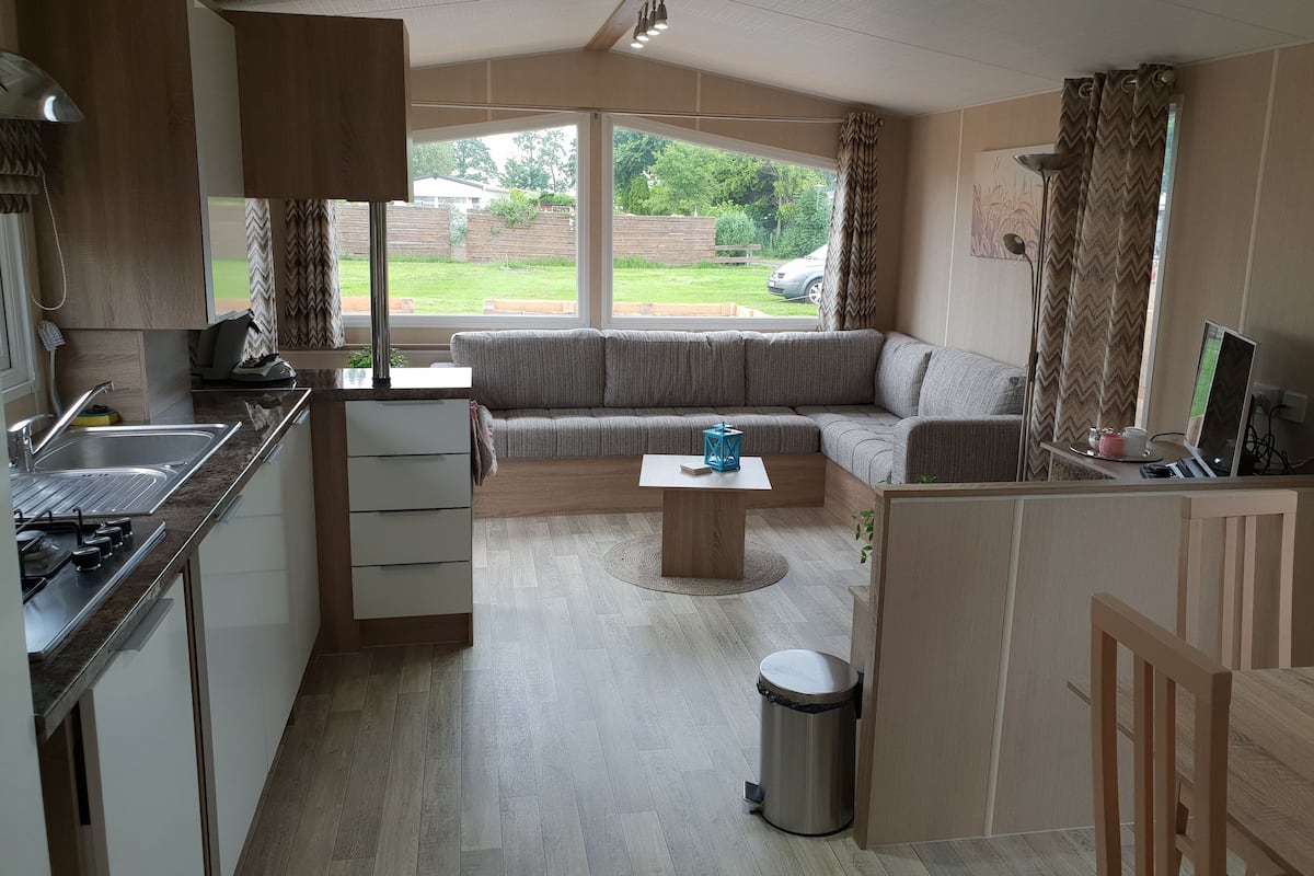 Mobile Home, 2 Bedrooms (Summersun 1) | Living area