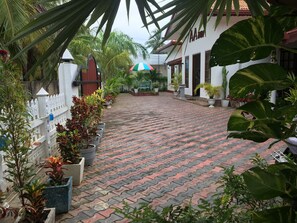 Fachada de la propiedad