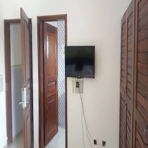 Comfort Apartment, 2 Bedrooms, Non Smoking | Room amenity - Complexe Hôtelier Paris Village (Abidjan)