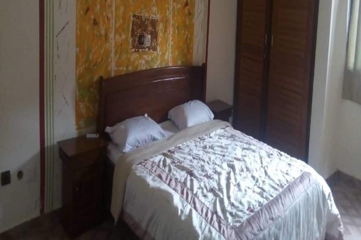 Comfort Apartment, 1 Bedroom, Non Smoking | WiFi (free), individually decorated, individually furnished, bed sheets