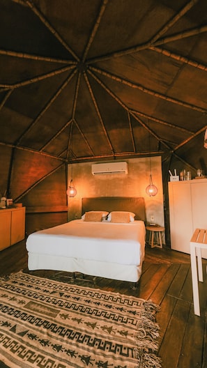 Cabin, 1 King Bed, Hot Tub, Lake View | 1 bedroom, premium bedding, minibar, in-room safe