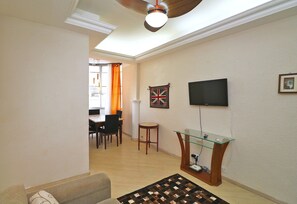 Apartment | Living area | Flat-screen TV - Rio Spot Apartments 1118 (Rio de Janeiro)