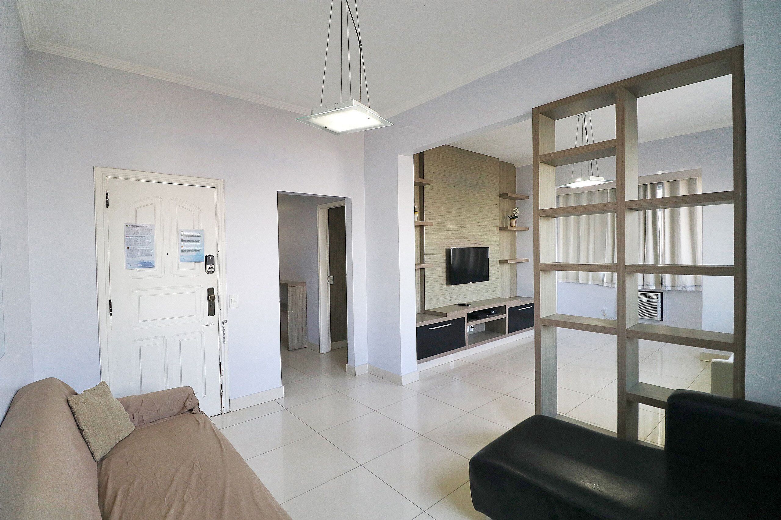 Departamento panorámico | Área de sala de estar | Televisión de pantalla plana 