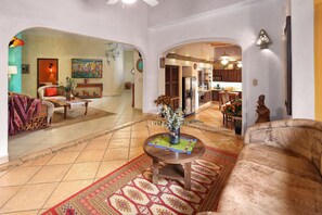 Lobby sitting area - Casa Parota Boutique Hotel (Sayulita)