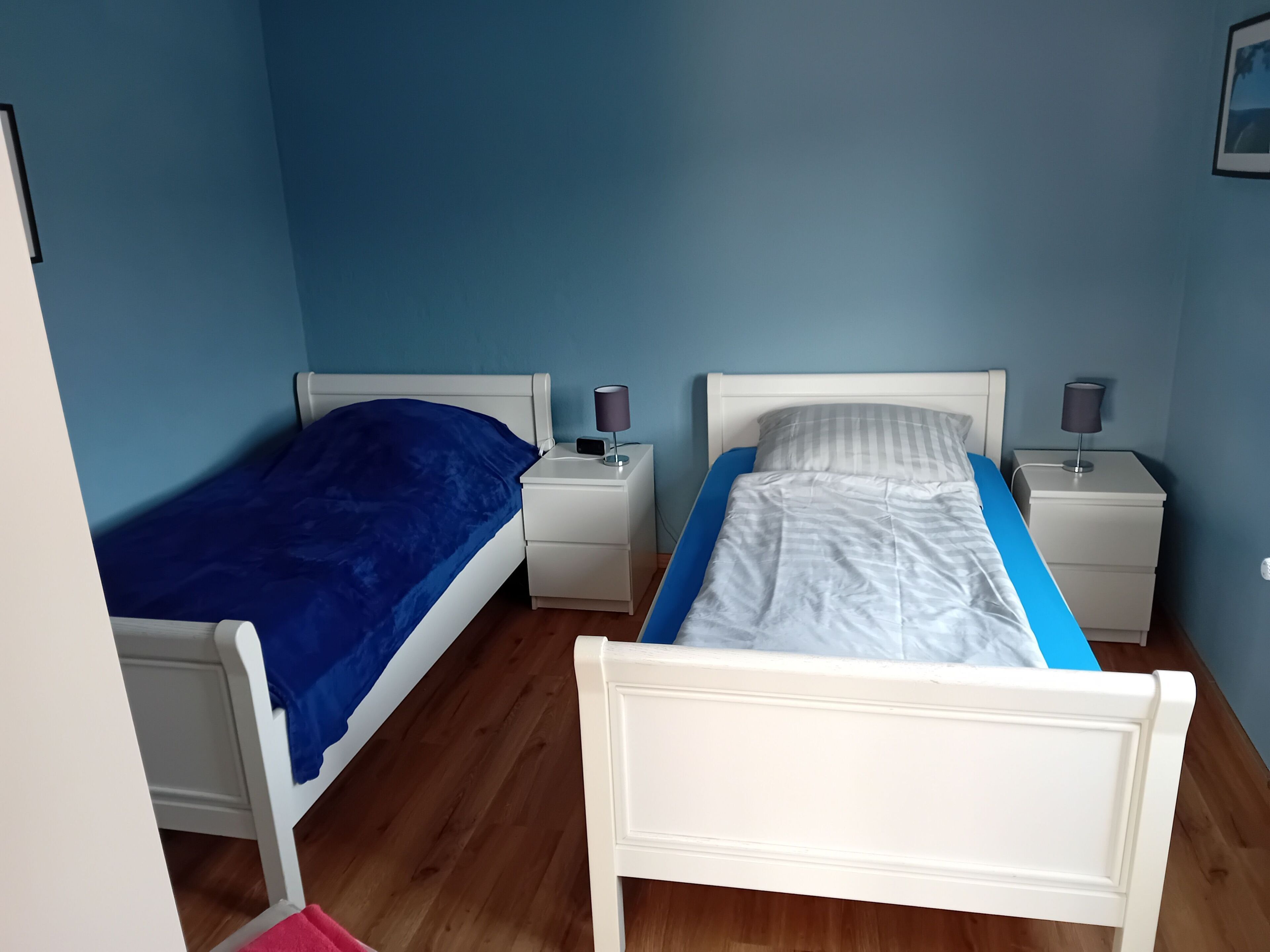 2 Schlafzimmer, Schreibtisch, Reisekinderbett, WLAN