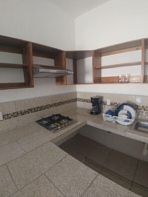Basic Room, 1 Double Bed