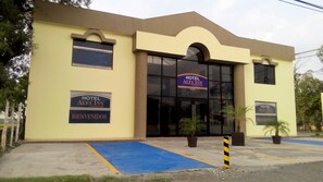 Overnatningsstedets indgangsparti