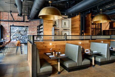 The Foundry Hotel Asheville, Curio Collection by Hilton - Image 4