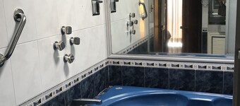 Hotel Monarca