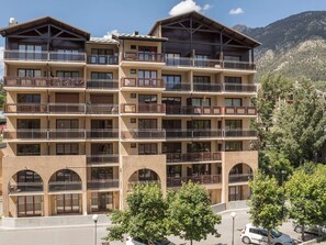 Exterior - 3-room duplex with parking in Briançon - 6 ppl, wifi, pets allowed (Briançon)