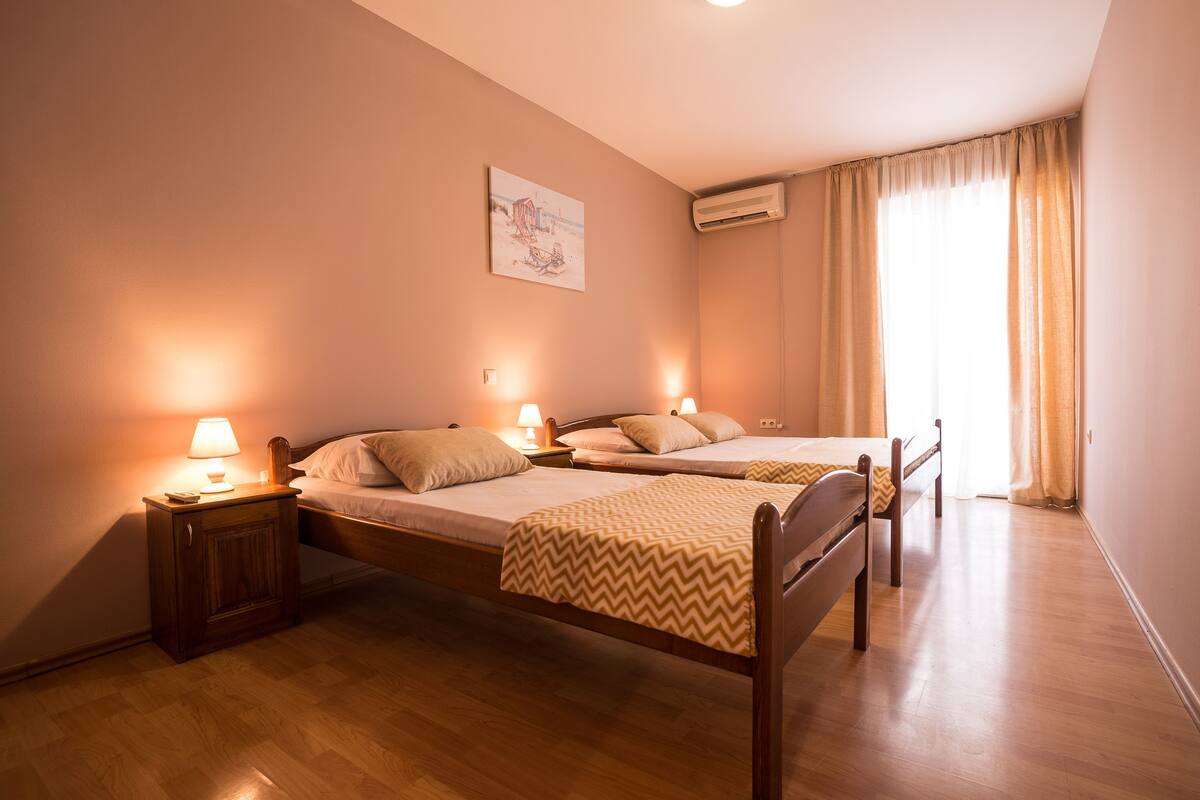 In-room safe, desk, blackout curtains, free cots/infant beds
