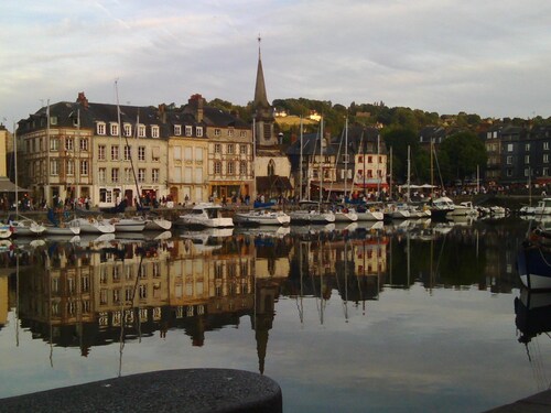 The Pigeonnier de la laterne, charming guesthouse, situated in the Normandie  