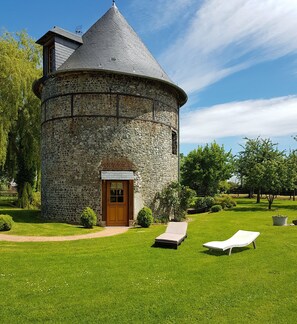 Exterior - The Pigeonnier de la laterne, charming guesthouse, situated in the Normandie (Vannecrocq)